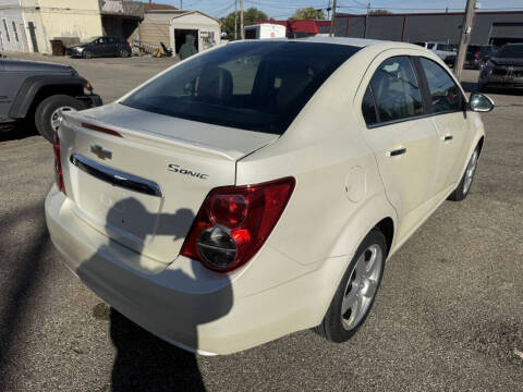 2015 Chevrolet Sonic LTZ Auto