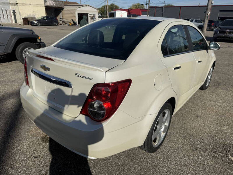 2015 Chevrolet Sonic LTZ Auto