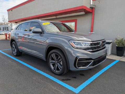 2021 Volkswagen Atlas Cross Sport for sale at Richardson Sales, Service & Powersports in Highland IN