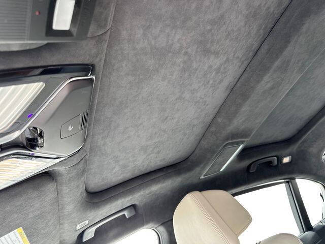 2022 BMW 7 Series 740i