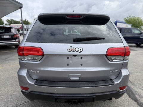 2017 Jeep Grand Cherokee Laredo
