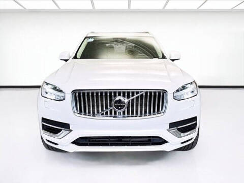 2023 Volvo XC90 Recharge T8 Ultimate Bright Theme 7P