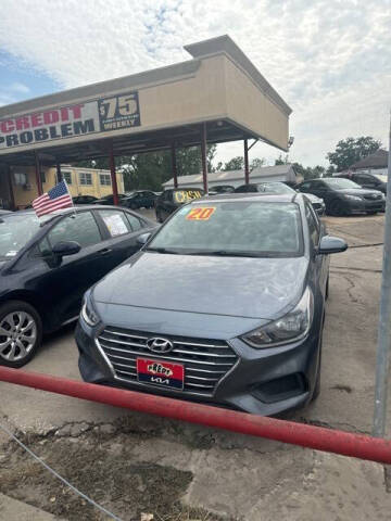 2020 Hyundai Accent for sale at FREDY KIA USED CARS in Houston TX