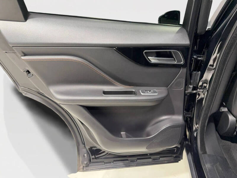 2020 Jaguar F-PACE 30t Prestige