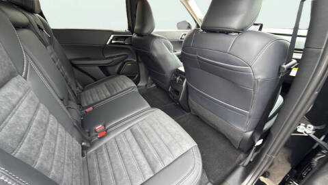 2026 Mitsubishi Outlander PHEV SE