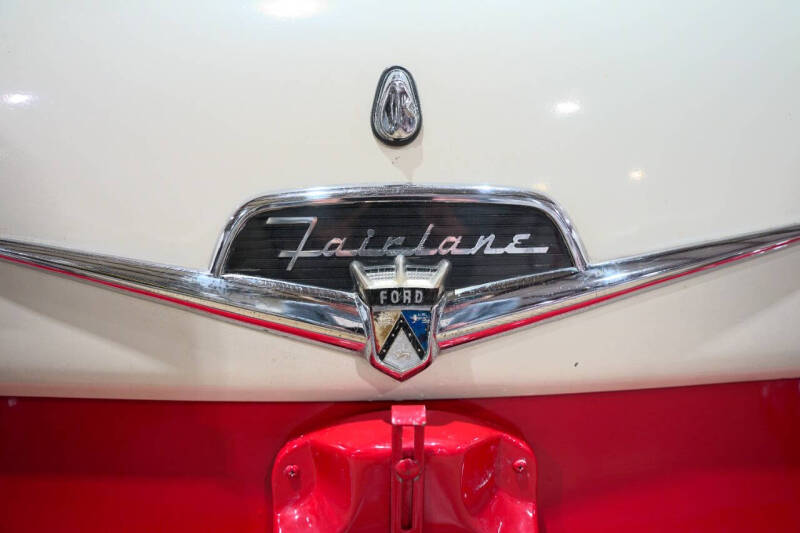 1956 Ford Fairlane