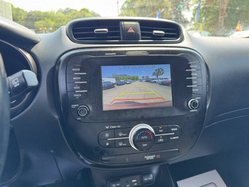 2017 Kia Soul +