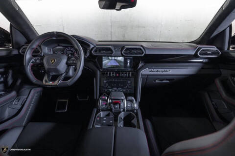 2024 Lamborghini Urus S