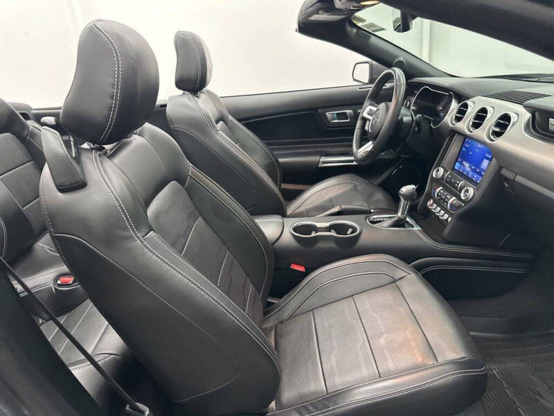2022 Ford Mustang EcoBoost Premium