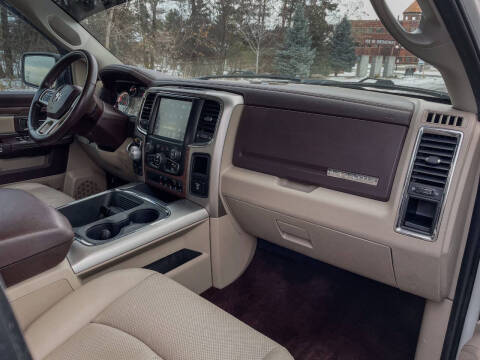 2017 RAM 1500 Laramie