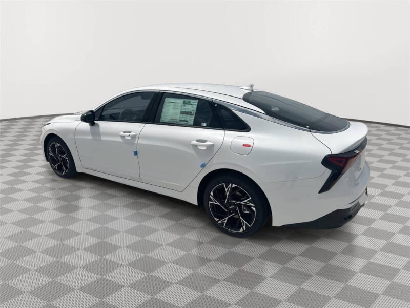 2026 Kia K5