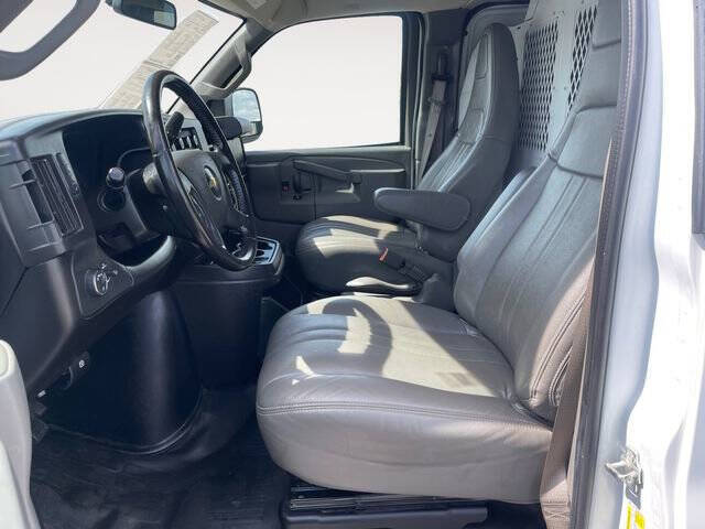 2021 Chevrolet Express 2500