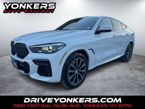 2022 BMW X6 for sale at SILVERLINE AUTO GROUP in Queens NY