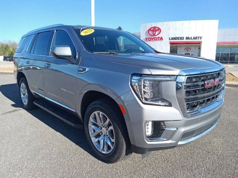 2023 GMC Yukon SLT