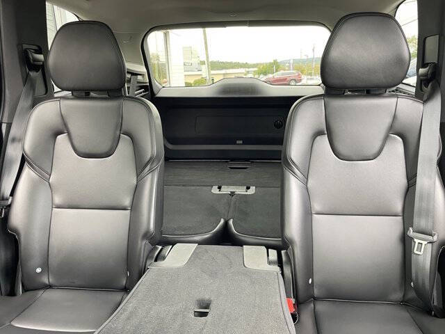 2025 Volvo XC90 B5 Core Bright Theme