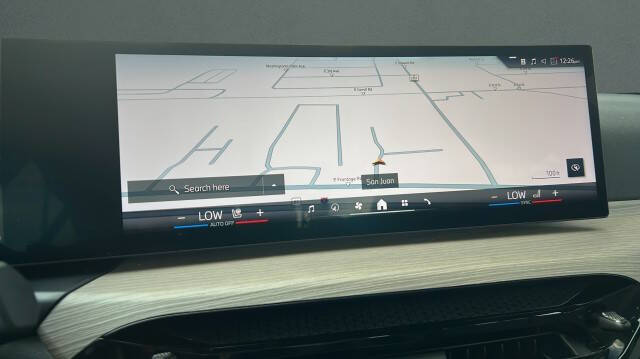 2025 BMW 3 Series 330i