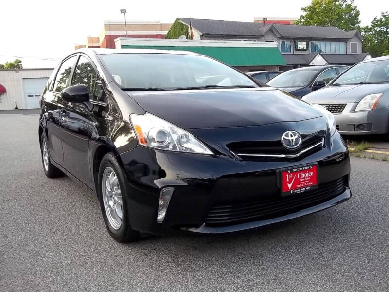 2012 Toyota Prius v Three