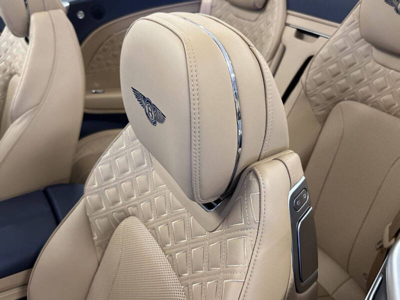 2021 Bentley Continental GTC V8