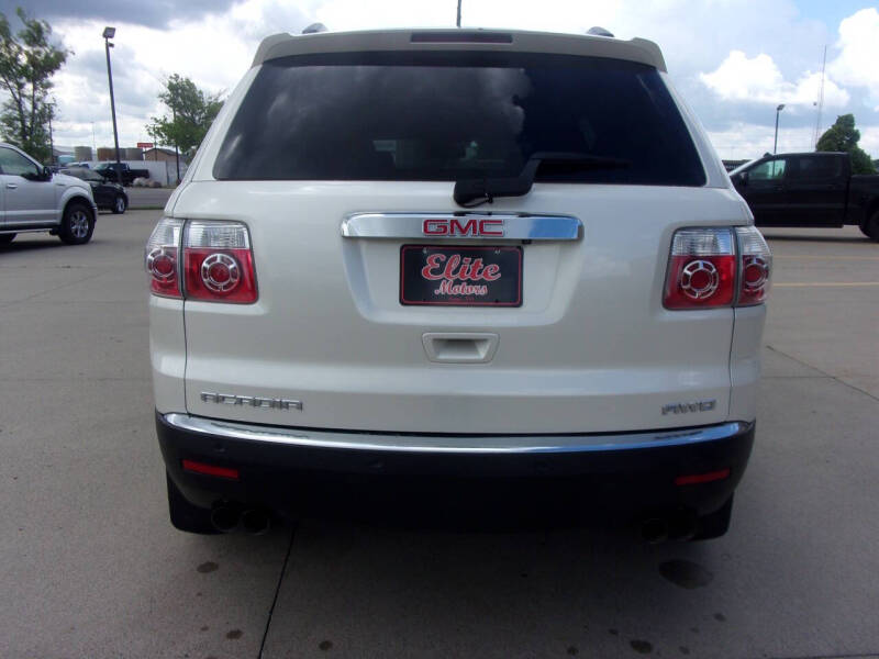 2011 GMC Acadia SLE
