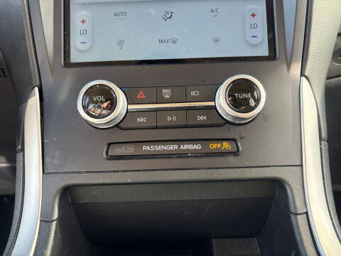 2023 Ford Edge SE