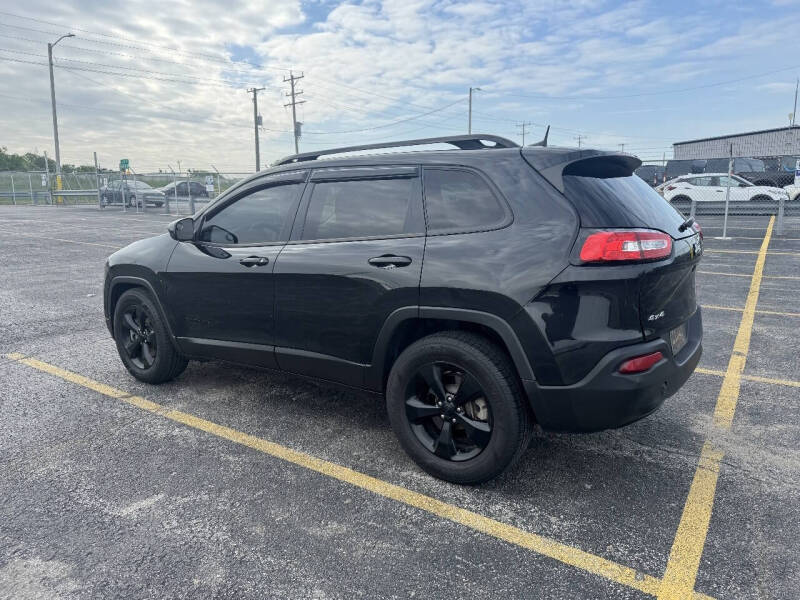 2016 Jeep Cherokee Latitude Altitude