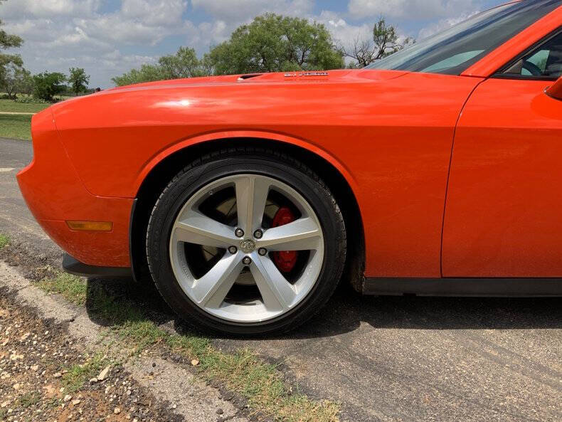 2008 Dodge Challenger SRT8