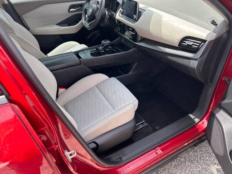 2021 Nissan Rogue SV