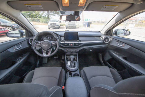 2023 Kia Forte LX