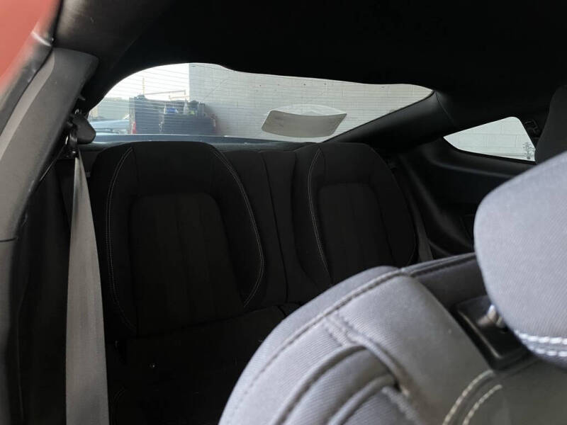 2020 Ford Mustang EcoBoost