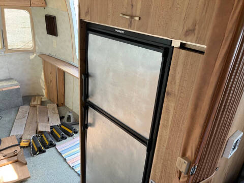 1980 Airstream Excella 2