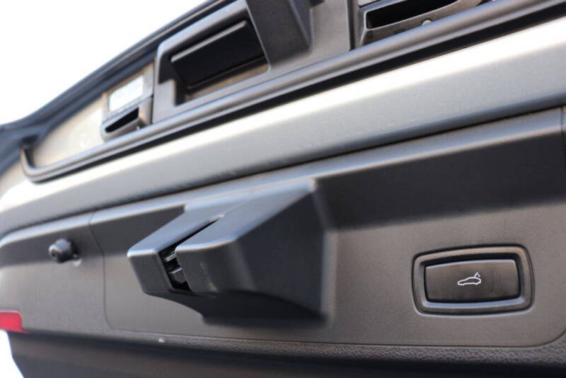 2019 Porsche Panamera 4