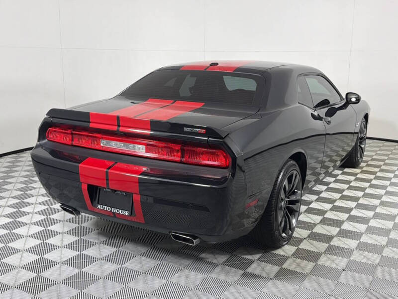 2014 Dodge Challenger SRT8