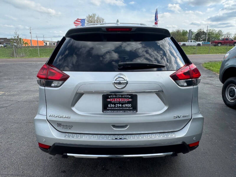 2020 Nissan Rogue SV