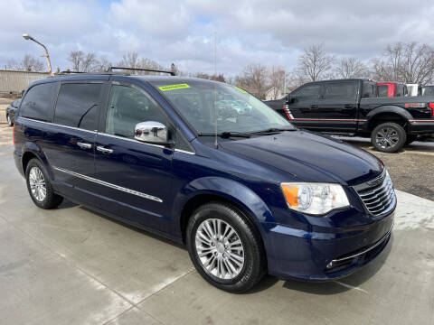 2013 Chrysler Town and Country for sale at River Motors in Portage WI