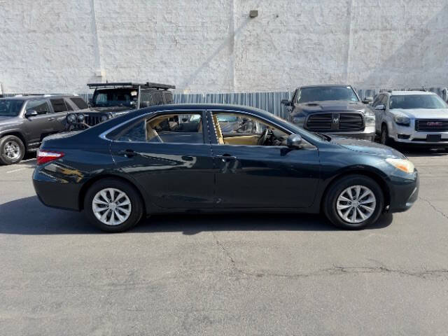 2015 Toyota Camry LE