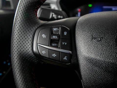 2025 Ford Escape Hybrid ST-Line Select