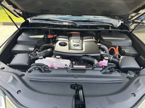 2026 Lexus LX 700h Luxury