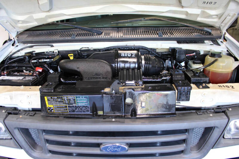 2006 Ford E-Series E-350 SD