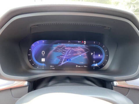 2024 Volvo S60 B5 Core Dark Theme