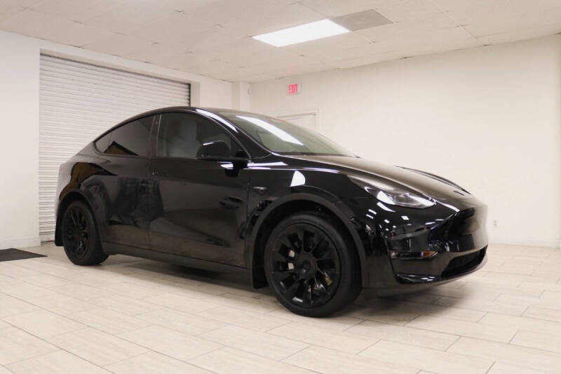2023 Tesla Model Y Long Range