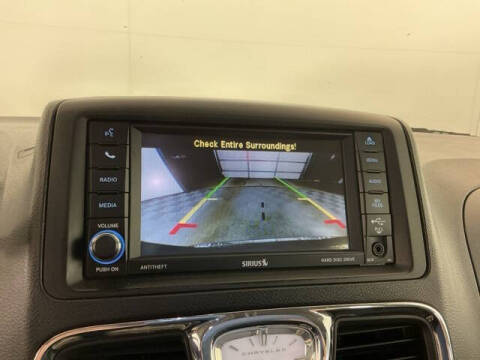 2013 Chrysler Town and Country Touring