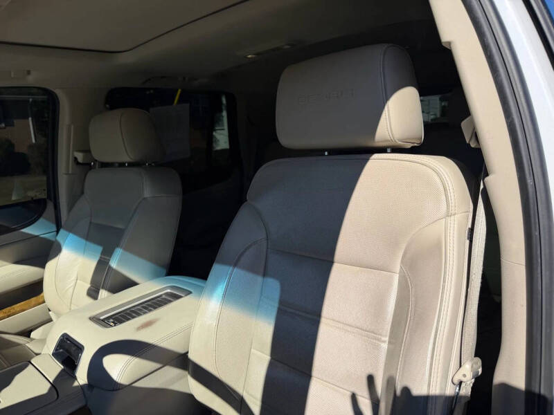 2017 GMC Yukon Denali