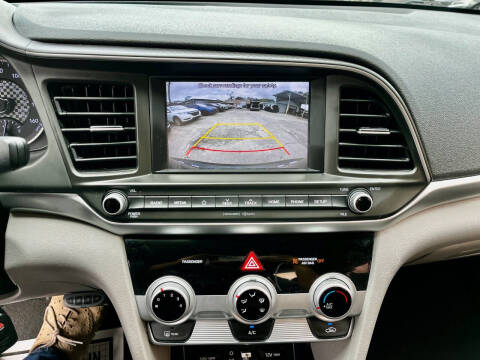 2019 Hyundai Elantra SEL