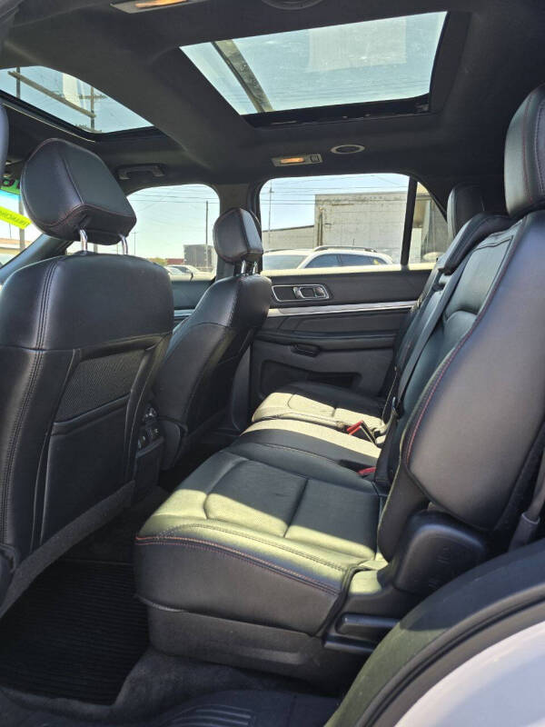 2016 Ford Explorer Sport