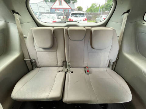 2016 Kia Sedona LX