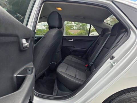 2023 Kia Rio