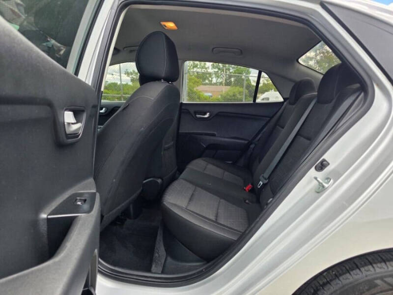 2023 Kia Rio