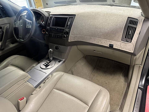 2004 Infiniti FX35