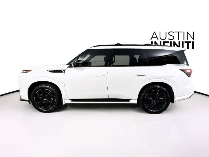 2026 Infiniti QX80 Sport