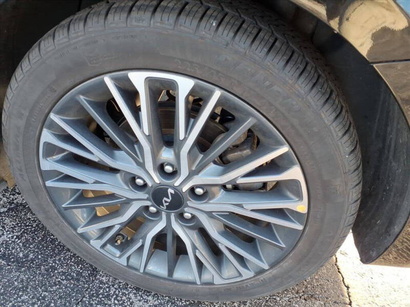 2023 Kia Forte GT-Line